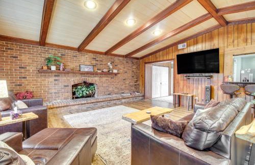 Garden City House | 4 Mi to Savannah Home with Gazebo and Seasonal Pool!