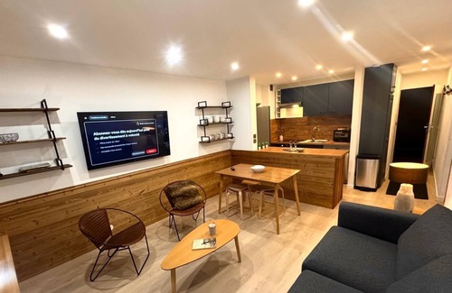 Tignes Apartment | 4-person 1-bedroom apartment in the center of the lake