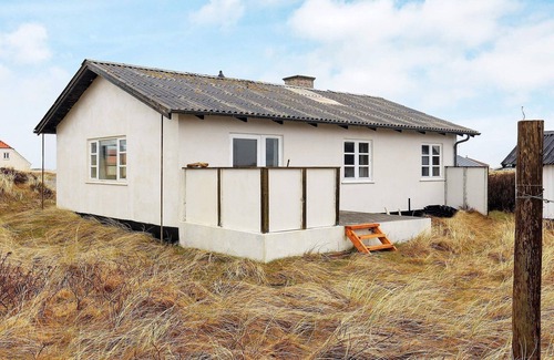 Lild Strand House | 4 person holiday home in Frøstrup