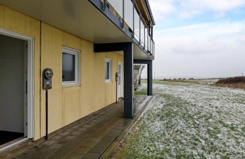 Nr. Lyngby Strand Apartment | 4 person holiday home in Løkken