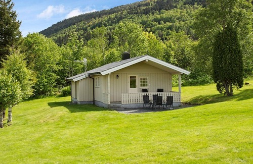 Stryn House | 4 person holiday home in Utvik-By Traum
