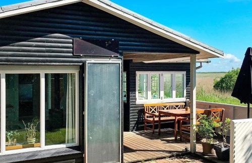 Lakolk House | 4 person holiday home in R m
