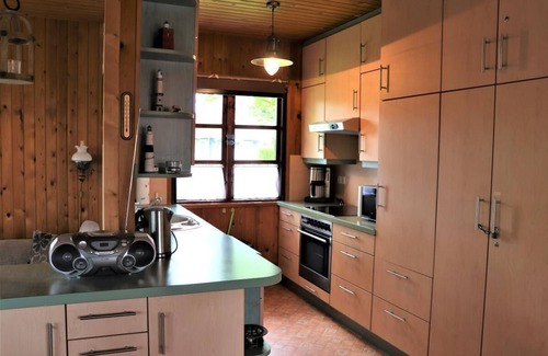 Norderteil House | 4 person vacation home with wood-burning stove and canoe in Otterndorf