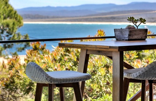 Merimbula Apartment | 4 Points of view - 1 Bedroom Apartment 2+ nights