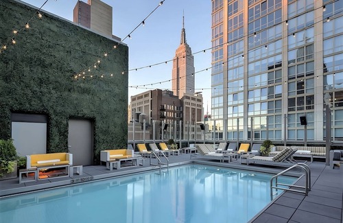 Rose Hill Hotel | 4 Relaxing Superior 2 Queens, at the Royalton Park Avenue, Pet-friendly!