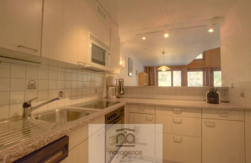 Anzere Apartment | 4-room flat (max 6-8 persons) with 3 bedrooms, each with 2 single beds/duvets, near the cable car. S