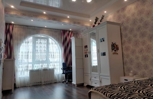 Almaty Apartment | 4-room Shakhristan