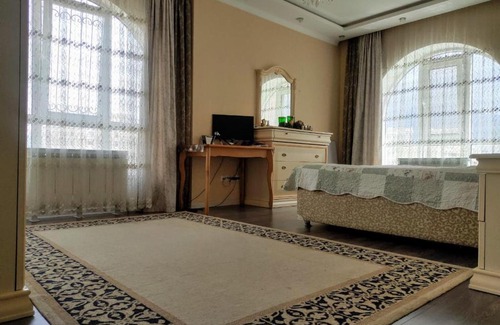 Almaty Apartment | 4-room Shakhristan