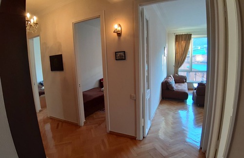 Tbilisi City Centre Apartment | 4 rooms apt in the heart of old town