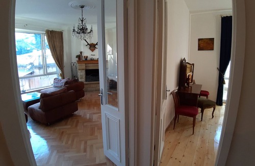 Tbilisi City Centre Apartment | 4 rooms apt in the heart of old town