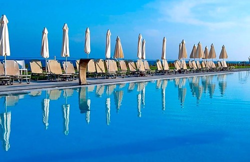 Geroskipou Hotel | 4-Star Hotel ∙ Louis Phaethon Beach
