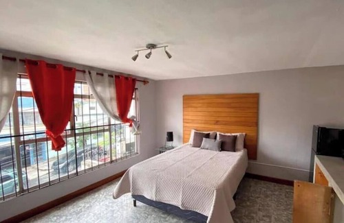 Zona 4 Apartment | 4 Stunning Cool Studio in tourist area
