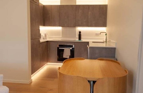 St Leonards-On-Sea Apartment | 4 The Hideaway (2mins from the beach)