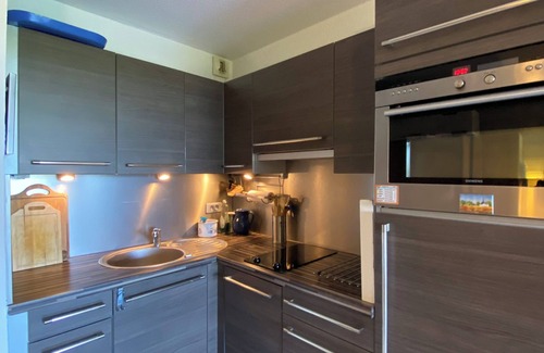 Six-Fours-les-Plages Apartment | 4- to 6-person apartment with sea view in Six-Fours-les-Plages (Coudoulière)