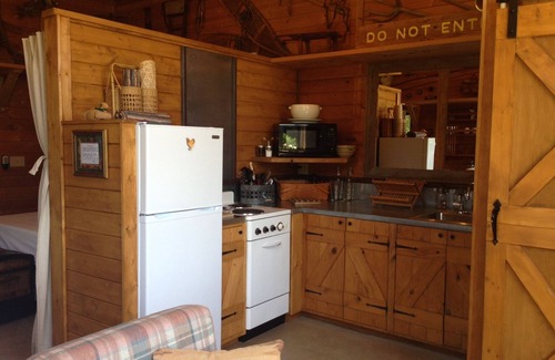 Vashon Island Apartment | 40 Acres Estate, Beach Access, Pet Friendly: Wildwood Studio