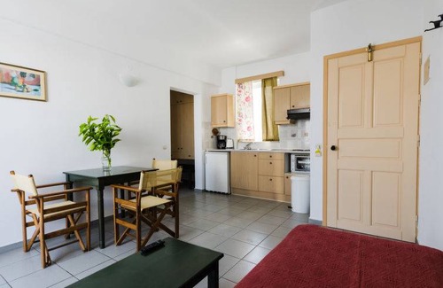 Hersonissos Centre Apartment | 40 m² Apartment ∙ 1 bedroom ∙ 3 guests