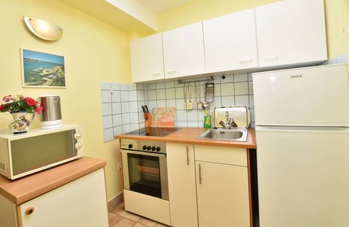 Primosten Burnji Apartment | 40 m² Apartment ∙ 2 bedrooms ∙ 4 guests