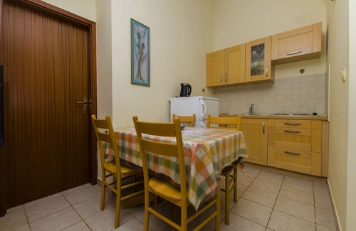 Primosten Burnji Apartment | 40 m² Apartment ∙ 1 bedroom ∙ 4 guests