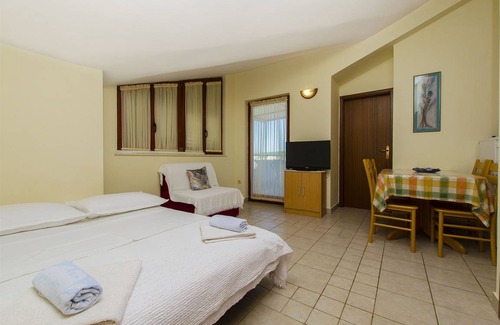 Primosten Burnji Apartment | 40 m² Apartment ∙ 1 bedroom ∙ 4 guests