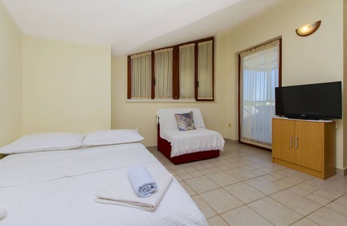 Primosten Burnji Apartment | 40 m² Apartment ∙ 1 bedroom ∙ 4 guests