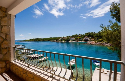 Cove Basina (Jelsa) Apartment | 40 m² Apartment ∙ 1 bedroom ∙ 4 guests
