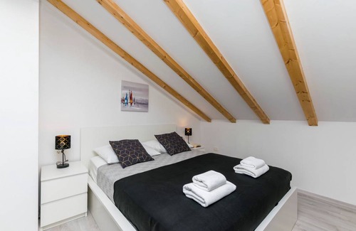 Sibenik Apartment | 40 m² Apartment ∙ 1 bedroom ∙ 4 guests