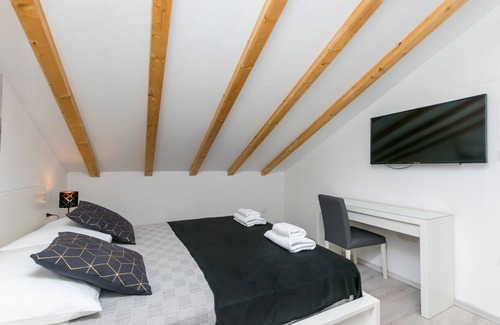 Sibenik Apartment | 40 m² Apartment ∙ 1 bedroom ∙ 4 guests