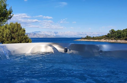 Cove Basina (Jelsa) Apartment | 40 m² Apartment ∙ 1 bedroom ∙ 3 guests