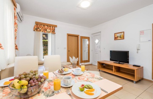 Rab Apartment | 40 m² Apartment ∙ 1 bedroom ∙ 4 guests