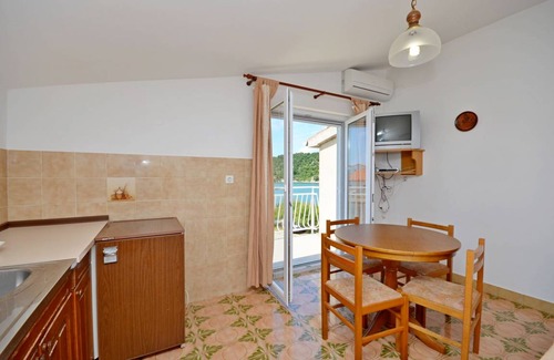 Jadrtovac Apartment | 40 m² Apartment ∙ 1 bedroom ∙ 4 guests