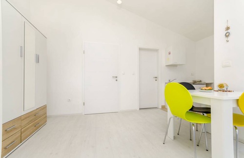 Razanj Apartment | 40 m² Apartment ∙ 2 guests