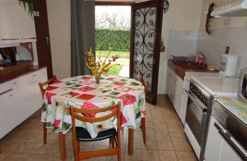 Frayssinet-le-Gelat Hotel | 40 m² Hotel ∙ 1 bedroom ∙ 4 guests