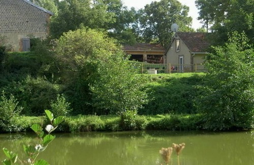 Chatel-de-Neuvre House | 40 m² House ∙ 1 bedroom ∙ 3 guests