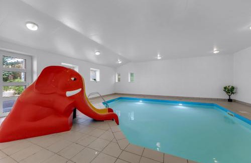 Oddesund Syd House | 40-Person Holiday Home, With Large Pool Area And Panoramic Views Of The Limfjord