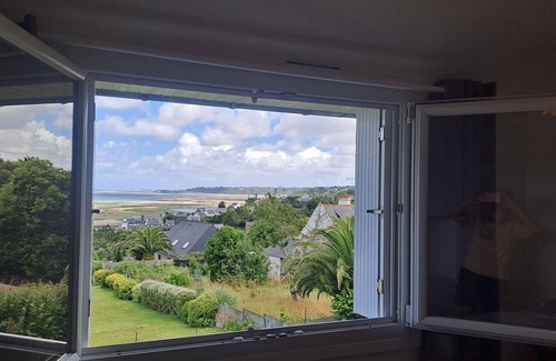 Saint-Quay-Perros House | 400 m from the port, PERROS-GUIREC, SEA VIEW, 2/6 pers "Ti MARIANA