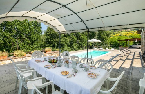 Borgo San Lorenzo Villa | 400 m² Villa ∙ 7 bedrooms ∙ 14 guests