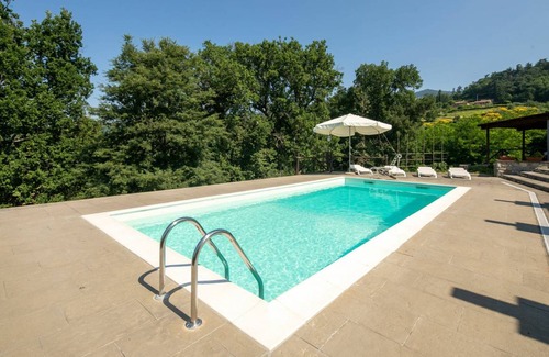 Borgo San Lorenzo Villa | 400 m² Villa ∙ 7 bedrooms ∙ 14 guests