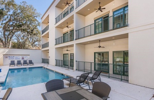 King City Condo | 400 Ocean Suites at the Heart of St.Simons Pier Village Unit 2204