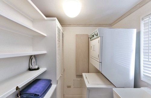 Oistins Condo | #403 Oceanview beachfront Maxwell Beach Villas
