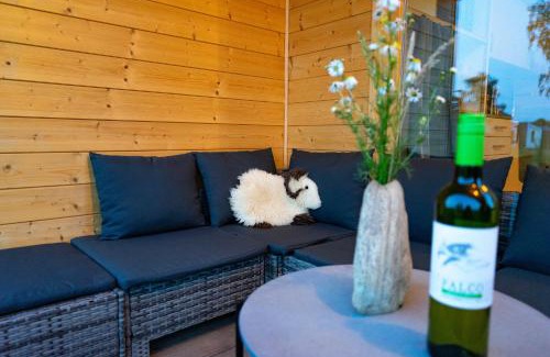 Bleckede House | 408-Kleinis Tiny House mit Kamin bis 4 Pers