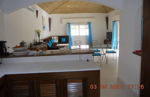 Ngaparou Villa | 40m from the sea: Luxury villa in Ngaparou (Saly) - Pool with beach