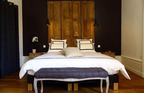 Beaune City Centre Apartment | 41 Maufoux By Bruno Colin