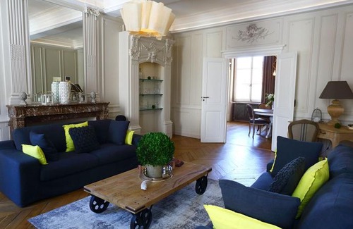 Beaune City Centre Apartment | 41 Maufoux By Bruno Colin