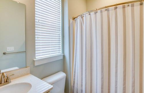 Northeast Virginia Beach House | 410B The King Neptune House