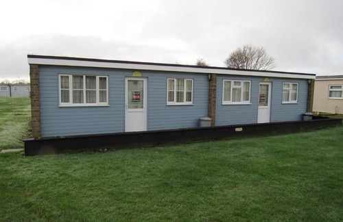 Great Yarmouth Ski Chalet | 414 or 415 California Sands Scratby Great Yarmouth
