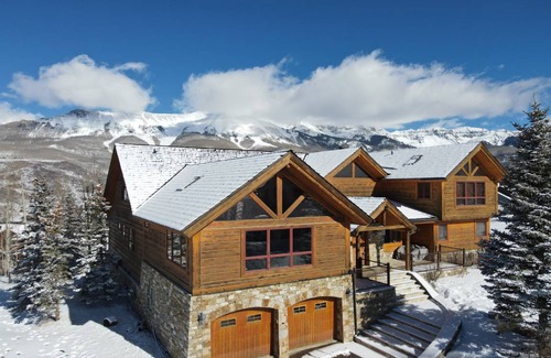 Timber Ridge House | 418 m² House ∙ 5 bedrooms ∙ 14 guests