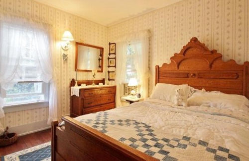 Chautauqua House | 42 Forest Lane home
