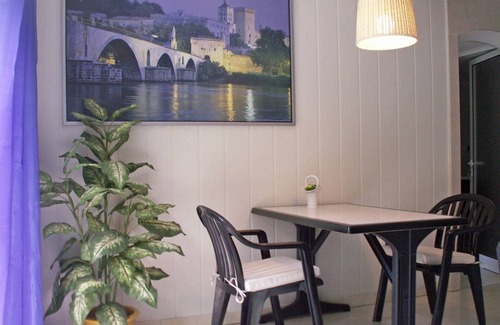 Caumont-sur-Durance Apartment | 42 m² Apartment ∙ 1 bedroom ∙ 2 guests