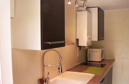 Caumont-sur-Durance Apartment | 42 m² Apartment ∙ 1 bedroom ∙ 2 guests