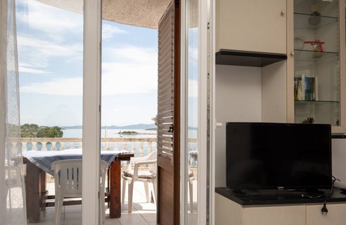 Island Dugi Otok Apartment | 42 m² Apartment ∙ 1 bedroom ∙ 3 guests